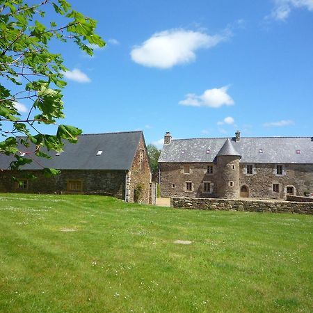 Gite Du Manoir Du Cosquer Pommerit-Jaudy Exterior foto